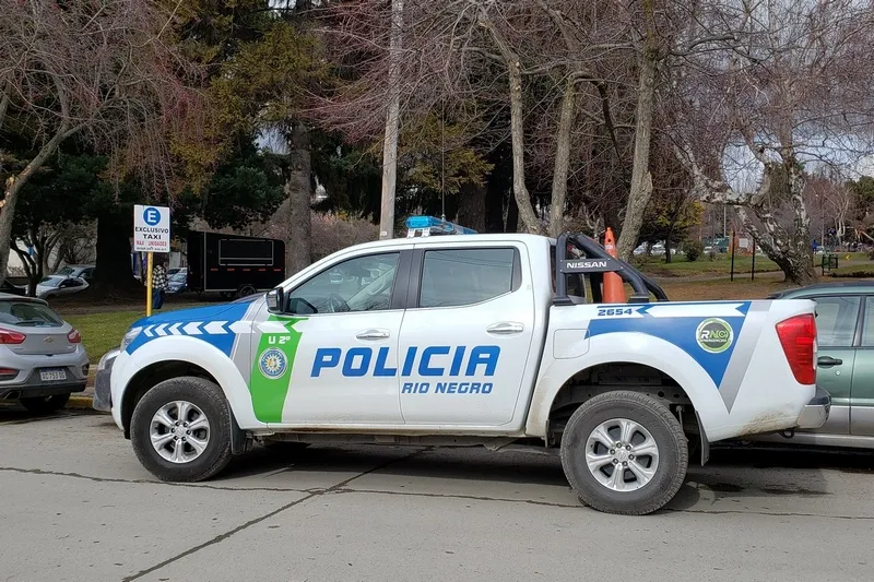 Robo a turistas: allanamiento y hallazgos en Bariloche